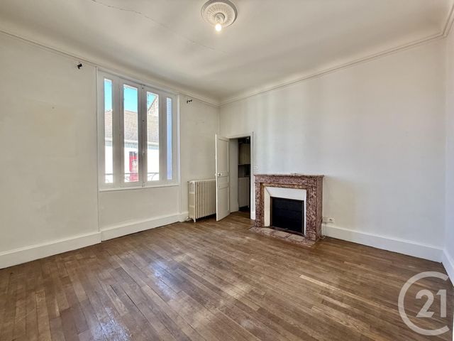 Maison &agrave; louer - 6 pi&egrave;ces - 153,81 m2 - Yzeure - 03 - AUVERGNE