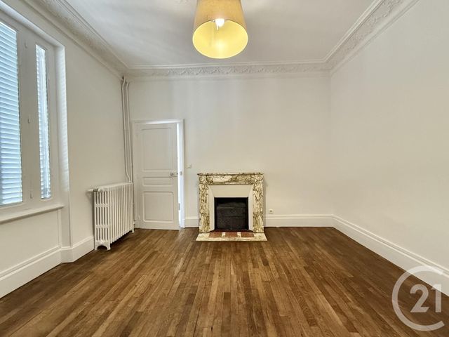 Maison &agrave; louer - 6 pi&egrave;ces - 153,81 m2 - Yzeure - 03 - AUVERGNE