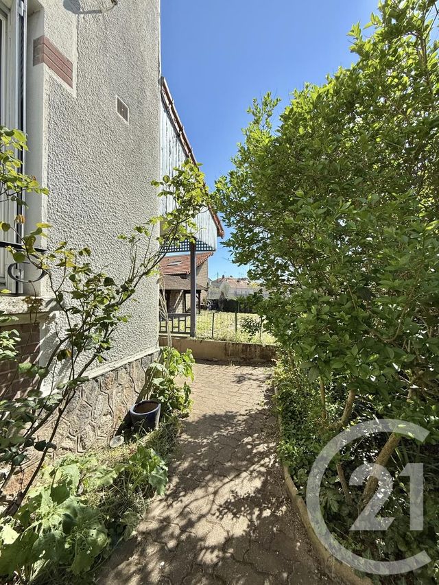 Maison &agrave; louer - 6 pi&egrave;ces - 153,81 m2 - Yzeure - 03 - AUVERGNE