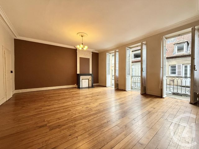 Appartement F3 &agrave; louer - 3 pi&egrave;ces - 87,20 m2 - Moulins - 03 - AUVERGNE