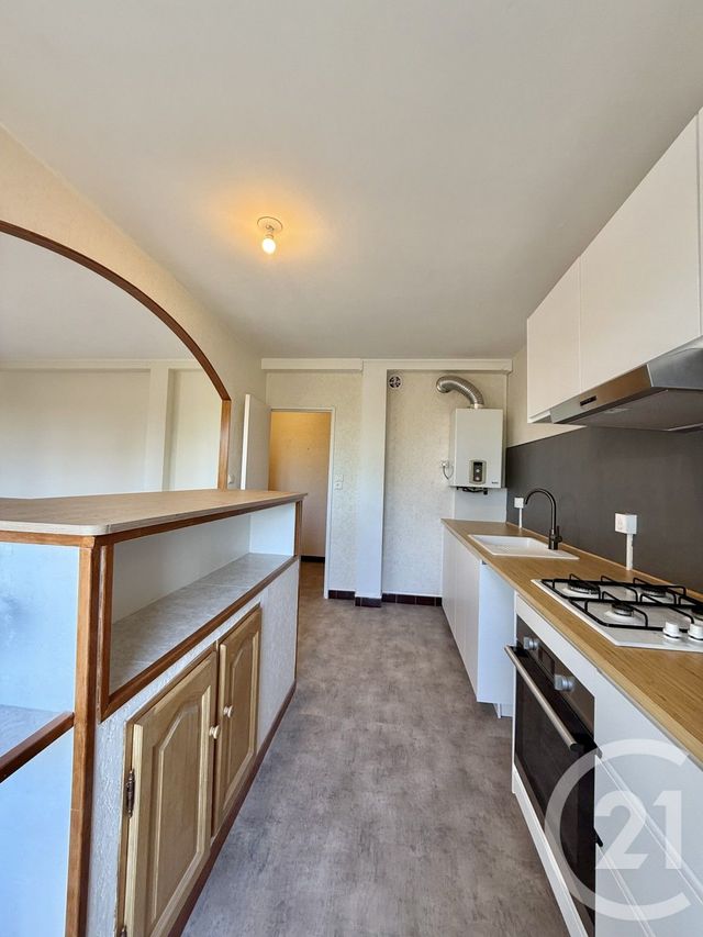 Appartement F3 &agrave; louer - 3 pi&egrave;ces - 62,73 m2 - Yzeure - 03 - AUVERGNE