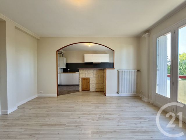 Appartement F3 &agrave; louer - 3 pi&egrave;ces - 62,73 m2 - Yzeure - 03 - AUVERGNE