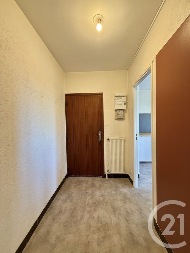 Appartement F3 &agrave; louer - 3 pi&egrave;ces - 62,73 m2 - Yzeure - 03 - AUVERGNE