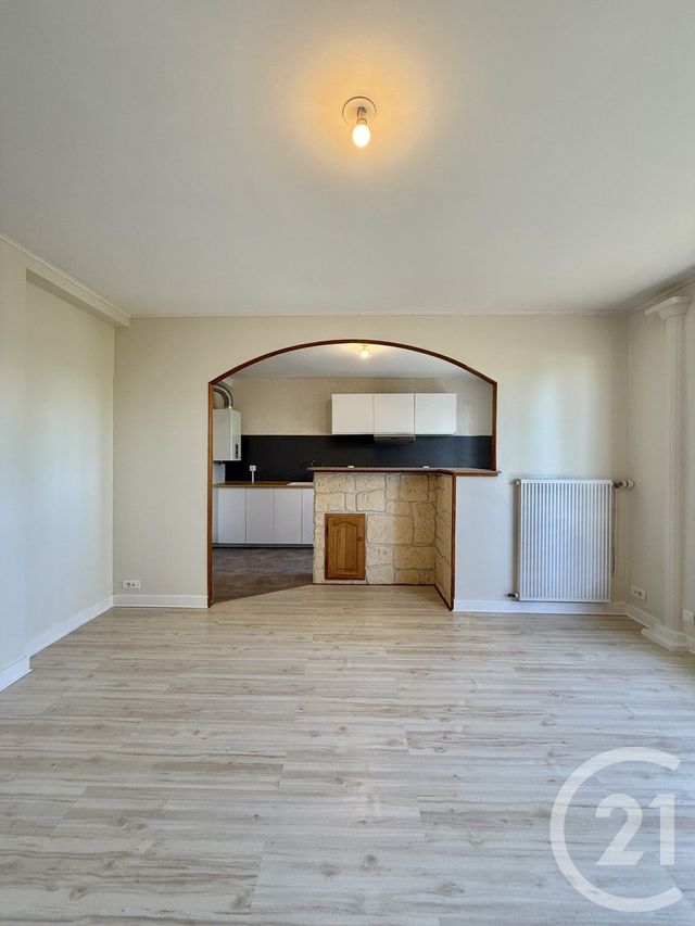 Appartement F3 &agrave; louer - 3 pi&egrave;ces - 62,73 m2 - Yzeure - 03 - AUVERGNE