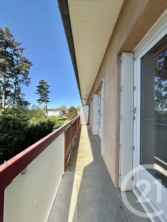 Appartement F3 &agrave; louer - 3 pi&egrave;ces - 62,73 m2 - Yzeure - 03 - AUVERGNE