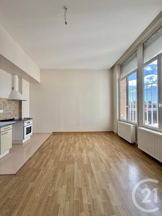 Appartement &agrave; louer - 2 pi&egrave;ces - 41,80 m2 - Moulins - 03 - AUVERGNE