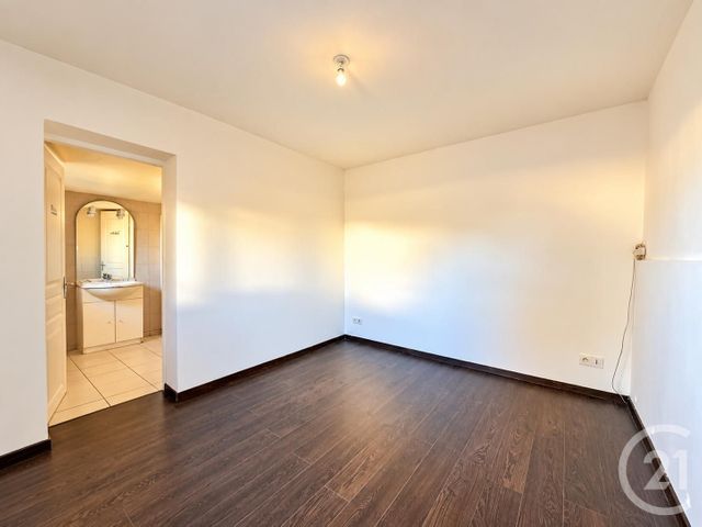 Maison &agrave; vendre - 2 pi&egrave;ces - 38 m2 - Moulins - 03 - AUVERGNE