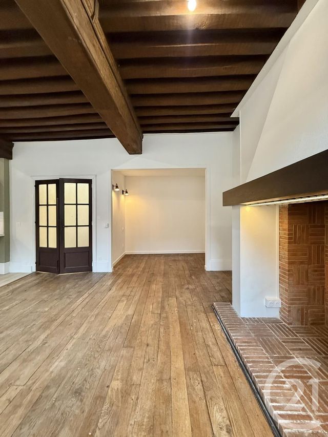 Appartement F1 &agrave; louer - 1 pi&egrave;ce - 44,57 m2 - Moulins - 03 - AUVERGNE