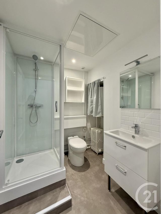 Appartement F1 &agrave; louer - 1 pi&egrave;ce - 44,57 m2 - Moulins - 03 - AUVERGNE