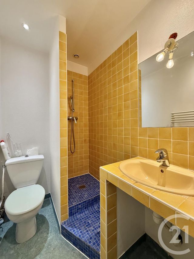Appartement Studio &agrave; louer - 1 pi&egrave;ce - 13,95 m2 - Moulins - 03 - AUVERGNE