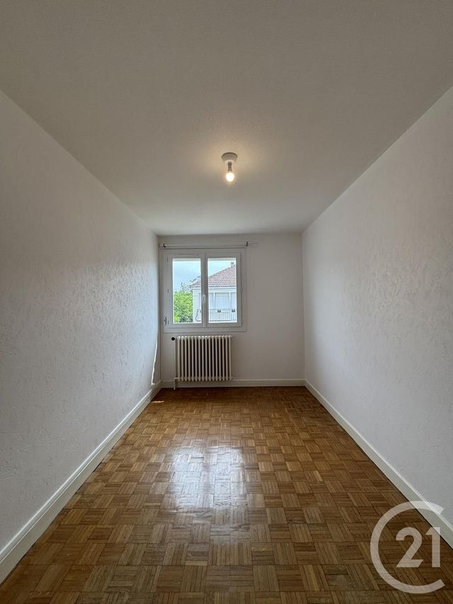 Maison &agrave; louer - 4 pi&egrave;ces - 59,59 m2 - Avermes - 03 - AUVERGNE