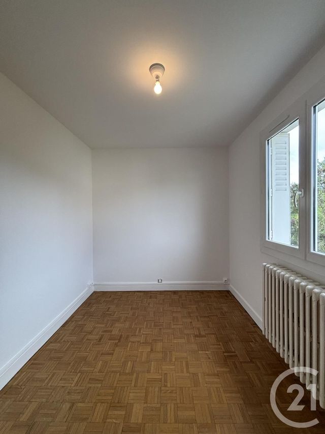 Maison &agrave; louer - 4 pi&egrave;ces - 59,59 m2 - Avermes - 03 - AUVERGNE