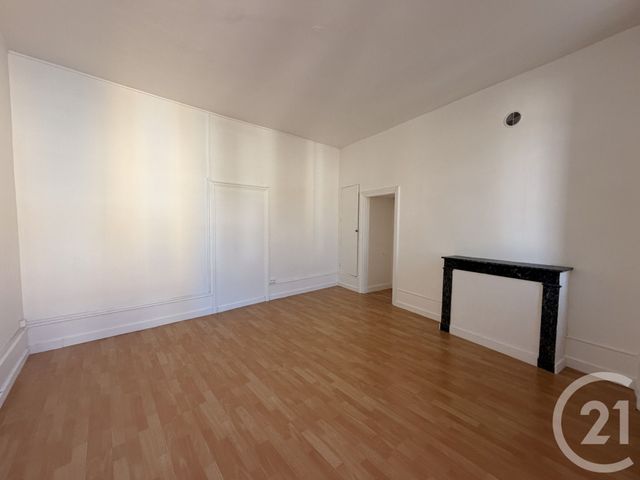 Appartement F2 &agrave; vendre - 2 pi&egrave;ces - 54 m2 - Moulins - 03 - AUVERGNE