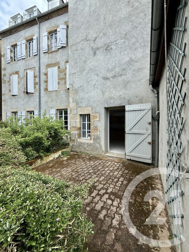 Appartement F3 &agrave; louer - 3 pi&egrave;ces - 97,70 m2 - Moulins - 03 - AUVERGNE