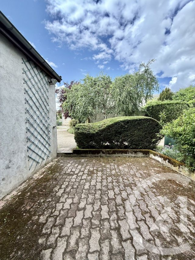 Appartement F3 &agrave; louer - 3 pi&egrave;ces - 97,70 m2 - Moulins - 03 - AUVERGNE