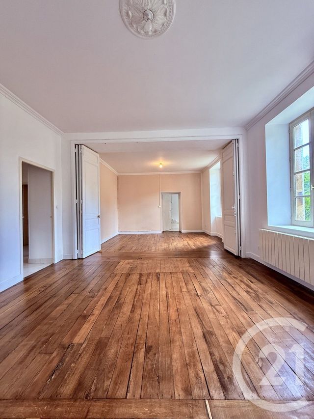 Appartement F3 &agrave; louer - 3 pi&egrave;ces - 97,70 m2 - Moulins - 03 - AUVERGNE