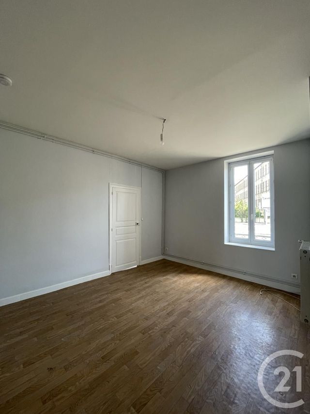 Appartement F2 &agrave; louer - 2 pi&egrave;ces - 44,51 m2 - Moulins - 03 - AUVERGNE