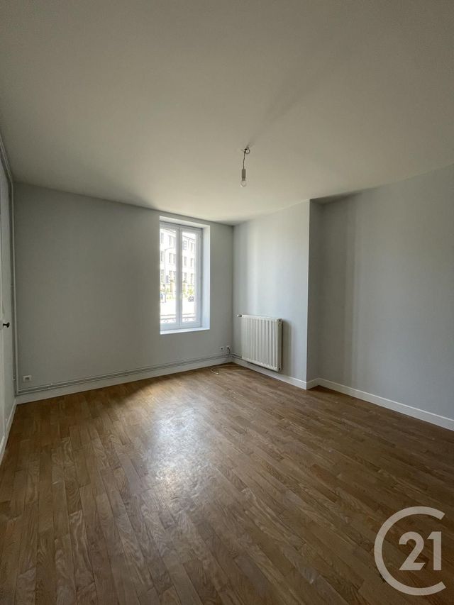Appartement F2 &agrave; louer - 2 pi&egrave;ces - 44,51 m2 - Moulins - 03 - AUVERGNE