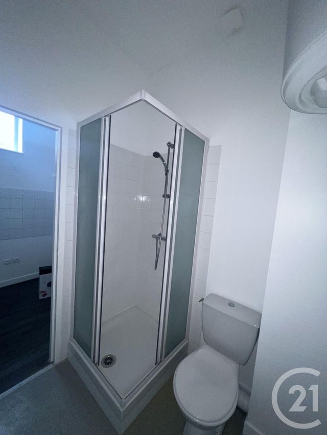 Appartement F1 &agrave; louer - 1 pi&egrave;ce - 15,48 m2 - Moulins - 03 - AUVERGNE