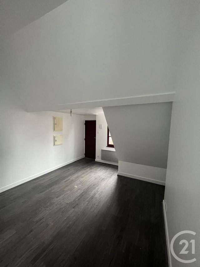 Appartement F1 &agrave; louer - 1 pi&egrave;ce - 15,48 m2 - Moulins - 03 - AUVERGNE