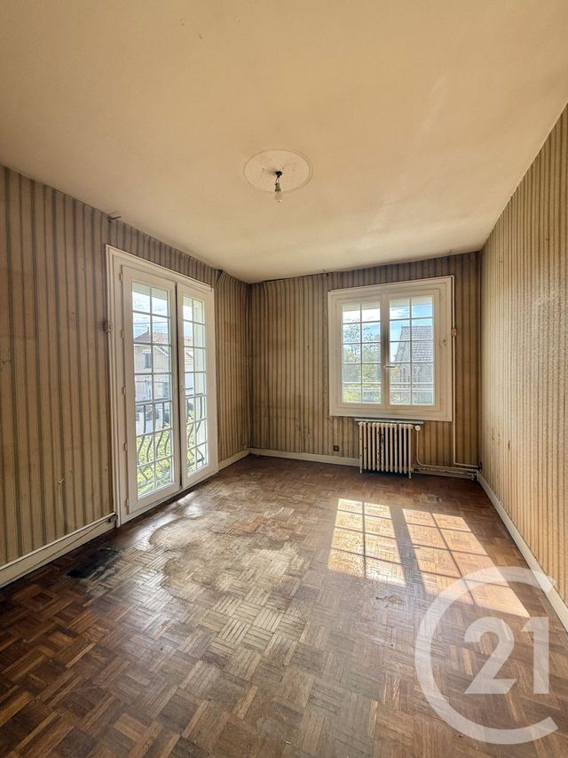 Maison &agrave; vendre - 5 pi&egrave;ces - 110,19 m2 - Yzeure - 03 - AUVERGNE