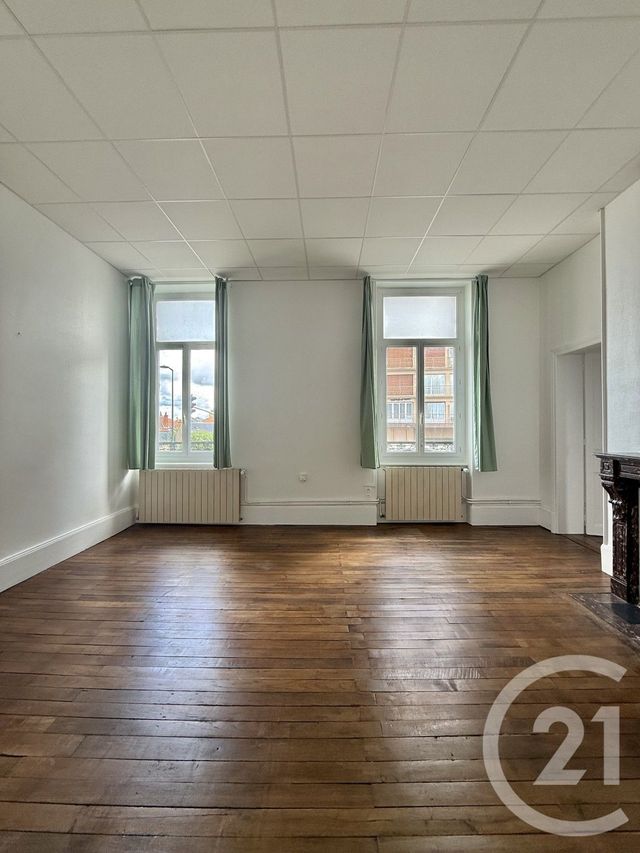 Appartement F3 &agrave; louer - 3 pi&egrave;ces - 78 m2 - Moulins - 03 - AUVERGNE