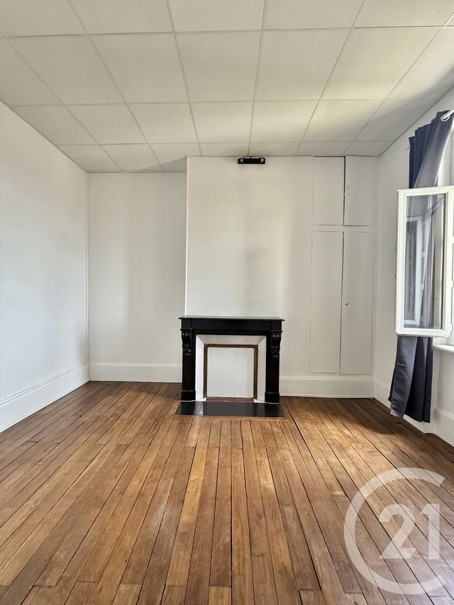 Appartement F3 &agrave; louer - 3 pi&egrave;ces - 78 m2 - Moulins - 03 - AUVERGNE