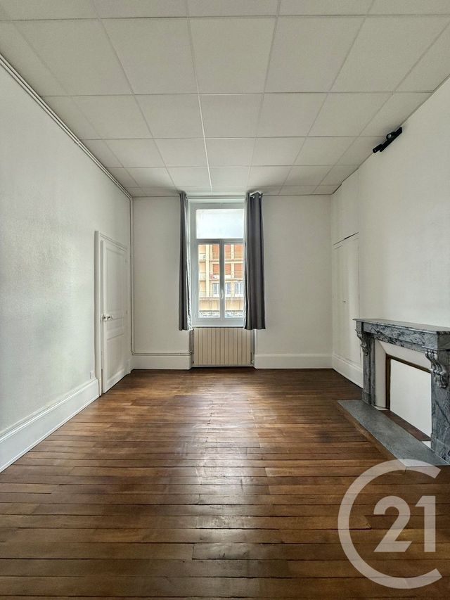 Appartement F3 &agrave; louer - 3 pi&egrave;ces - 78 m2 - Moulins - 03 - AUVERGNE