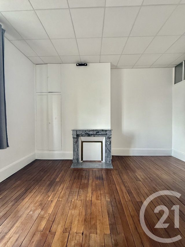 Appartement F3 &agrave; louer - 3 pi&egrave;ces - 78 m2 - Moulins - 03 - AUVERGNE