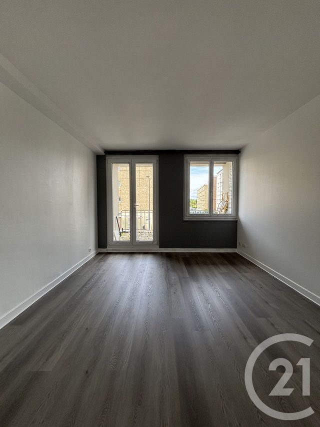 Appartement F3 &agrave; louer - 3 pi&egrave;ces - 62,36 m2 - Moulins - 03 - AUVERGNE