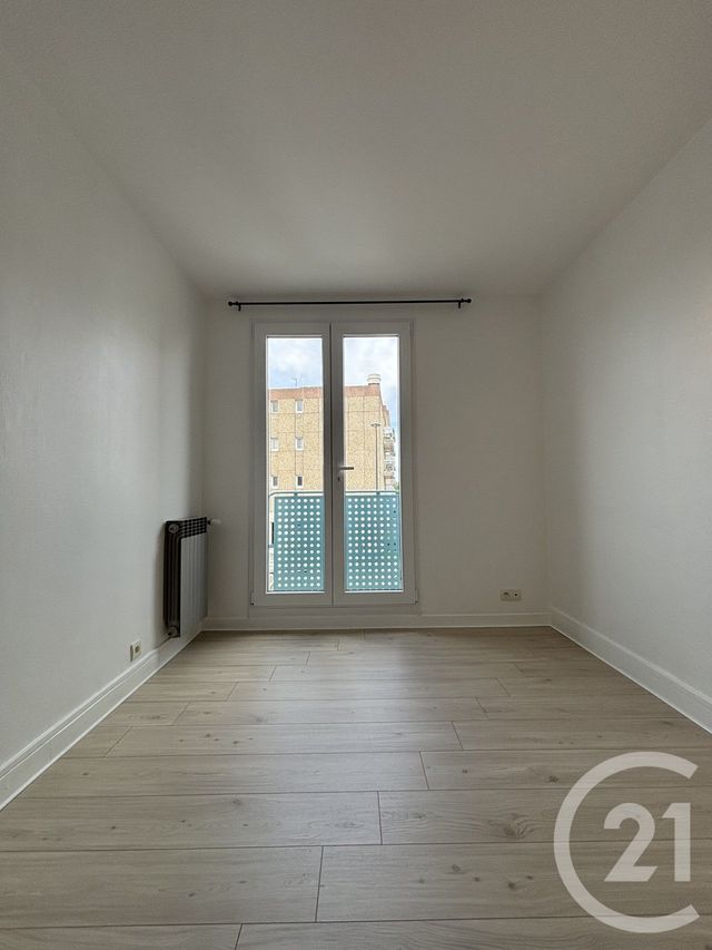 Appartement F3 &agrave; louer - 3 pi&egrave;ces - 62,36 m2 - Moulins - 03 - AUVERGNE