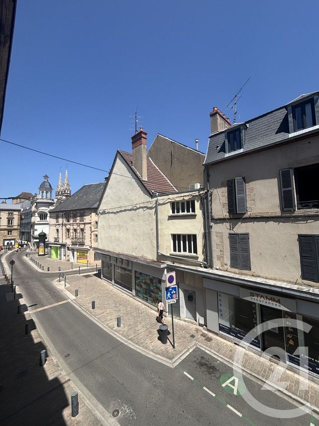 Appartement F2 &agrave; louer - 2 pi&egrave;ces - 43,25 m2 - Moulins - 03 - AUVERGNE