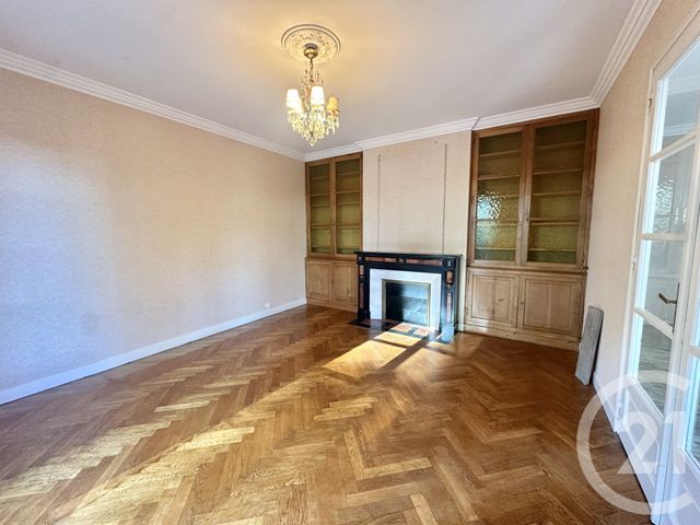 Maison &agrave; vendre - 8 pi&egrave;ces - 326 m2 - Yzeure - 03 - AUVERGNE