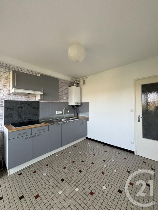 Appartement F1 &agrave; louer - 1 pi&egrave;ce - 32,85 m2 - Moulins - 03 - AUVERGNE