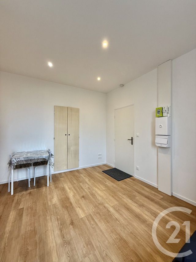 Appartement F1 &agrave; louer - 1 pi&egrave;ce - 17,45 m2 - Yzeure - 03 - AUVERGNE