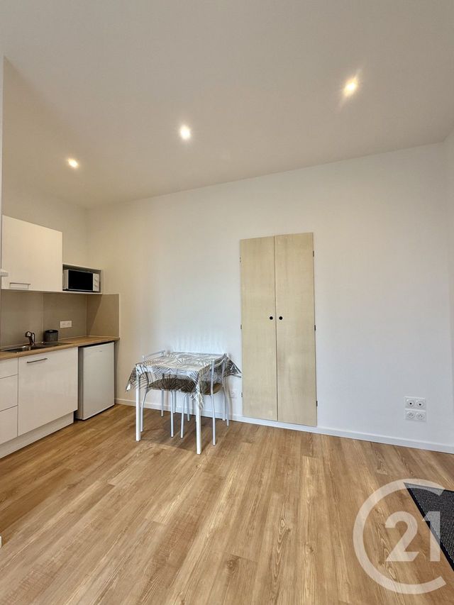 Appartement F1 &agrave; louer - 1 pi&egrave;ce - 17,45 m2 - Yzeure - 03 - AUVERGNE