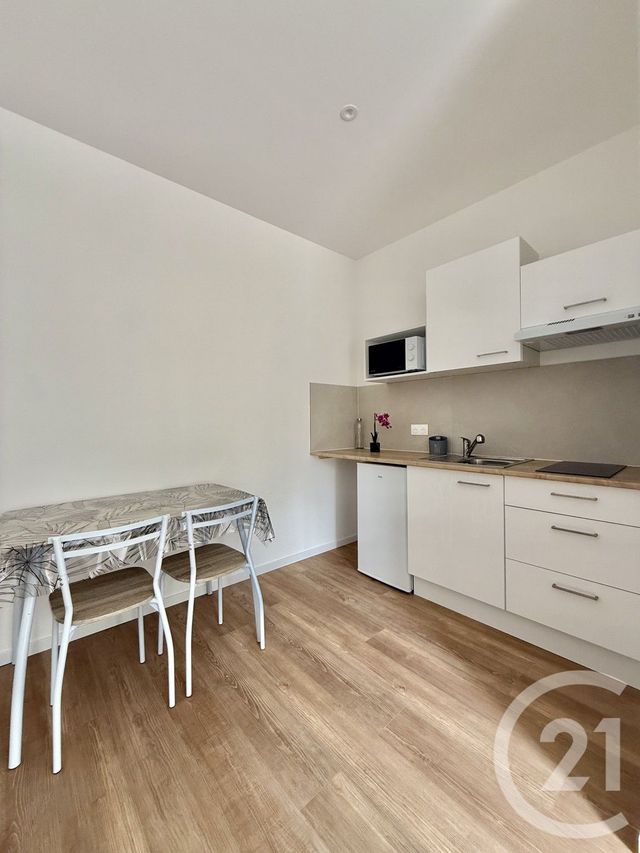 Appartement F1 &agrave; louer - 1 pi&egrave;ce - 16,50 m2 - Yzeure - 03 - AUVERGNE