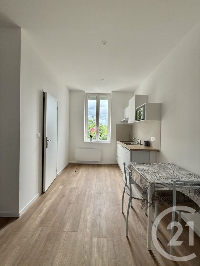 Appartement F1 &agrave; louer - 1 pi&egrave;ce - 17,50 m2 - Yzeure - 03 - AUVERGNE