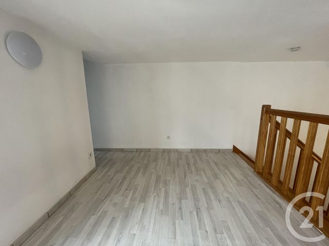 Appartement F2 &agrave; louer - 2 pi&egrave;ces - 42,03 m2 - Moulins - 03 - AUVERGNE