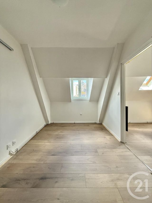 Appartement Studio &agrave; louer - 1 pi&egrave;ce - 18,50 m2 - Moulins - 03 - AUVERGNE