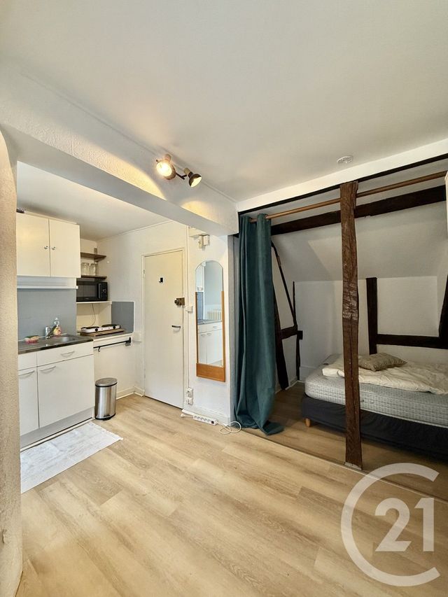Appartement F1 &agrave; louer - 1 pi&egrave;ce - 16,65 m2 - Moulins - 03 - AUVERGNE