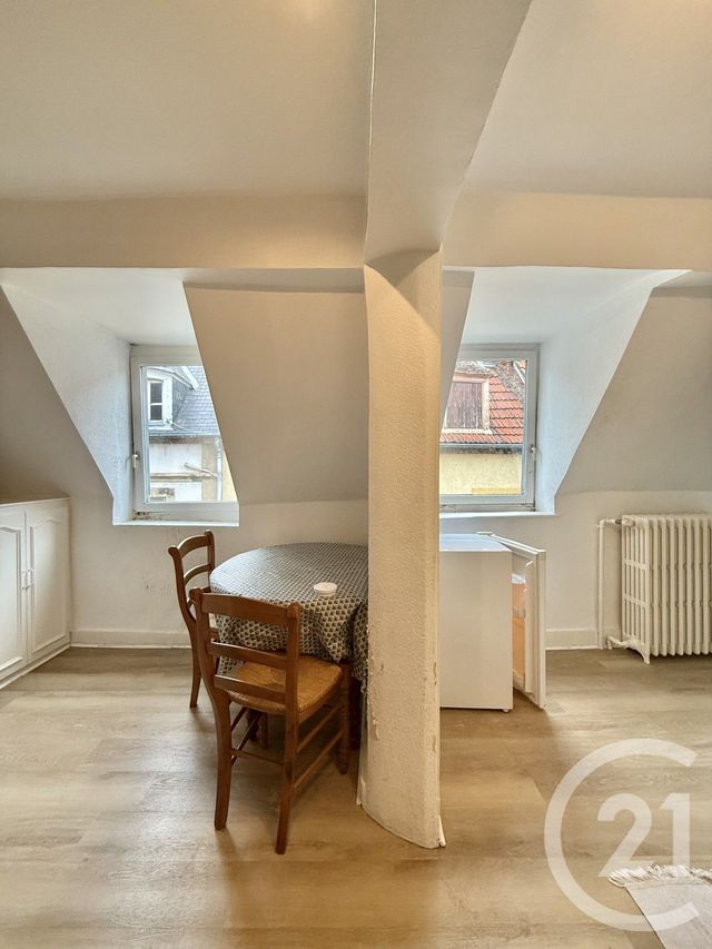Appartement F1 &agrave; louer - 1 pi&egrave;ce - 16,65 m2 - Moulins - 03 - AUVERGNE