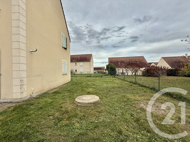 Appartement F2 &agrave; louer - 2 pi&egrave;ces - 39,20 m2 - Souvigny - 03 - AUVERGNE