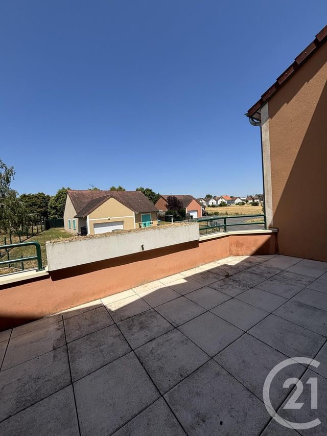 Appartement F2 &agrave; louer - 2 pi&egrave;ces - 57,49 m2 - Yzeure - 03 - AUVERGNE
