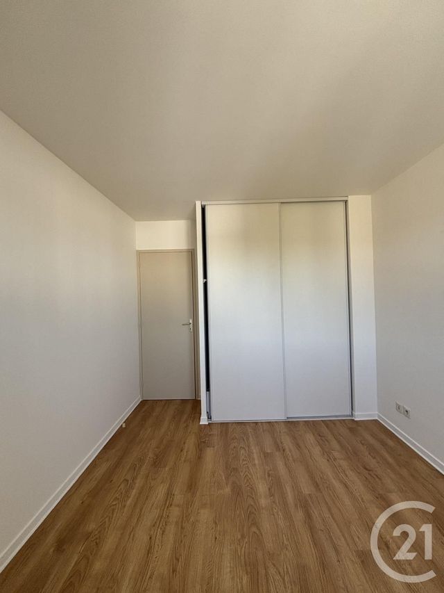 Appartement F2 &agrave; louer - 2 pi&egrave;ces - 57,49 m2 - Yzeure - 03 - AUVERGNE