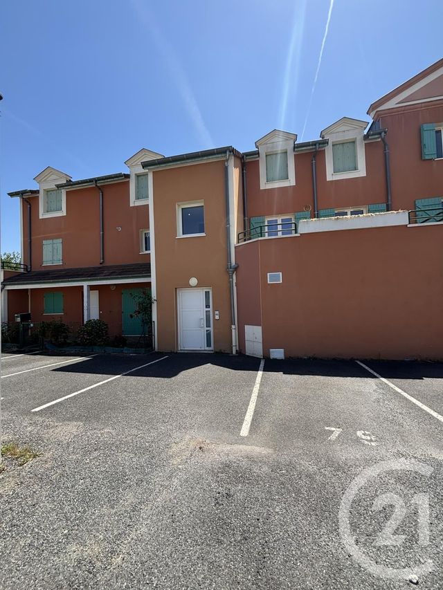 Appartement F2 &agrave; louer - 2 pi&egrave;ces - 57,49 m2 - Yzeure - 03 - AUVERGNE