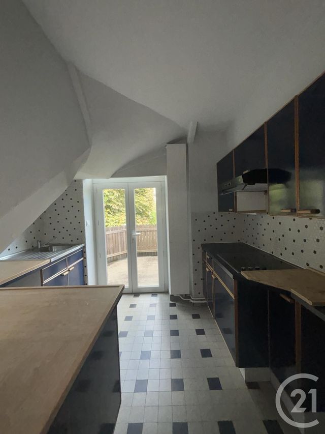 Appartement F3 &agrave; louer - 3 pi&egrave;ces - 113,71 m2 - Moulins - 03 - AUVERGNE