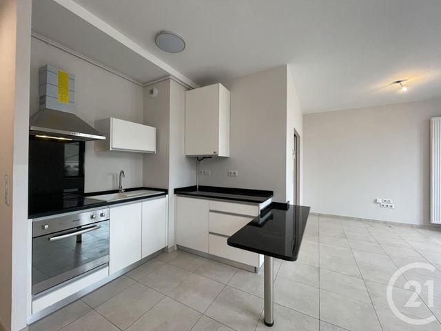 Appartement F2 &agrave; louer - 2 pi&egrave;ces - 55 m2 - Moulins - 03 - AUVERGNE