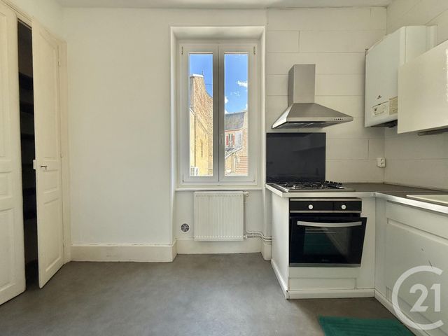 Appartement F3 &agrave; louer - 3 pi&egrave;ces - 71,78 m2 - Moulins - 03 - AUVERGNE