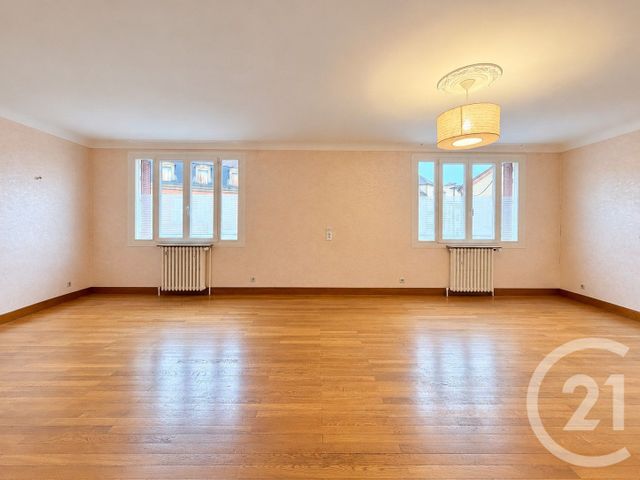 Maison &agrave; vendre - 5 pi&egrave;ces - 157,08 m2 - Moulins - 03 - AUVERGNE